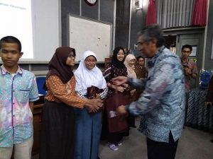 OJK Mengajar Wakil Menteri Keuangan Ajak Siswa SMA 3 Yogyakarta Belajar APBN