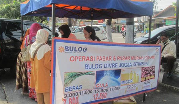 operasi-pasar-bulog-bantul