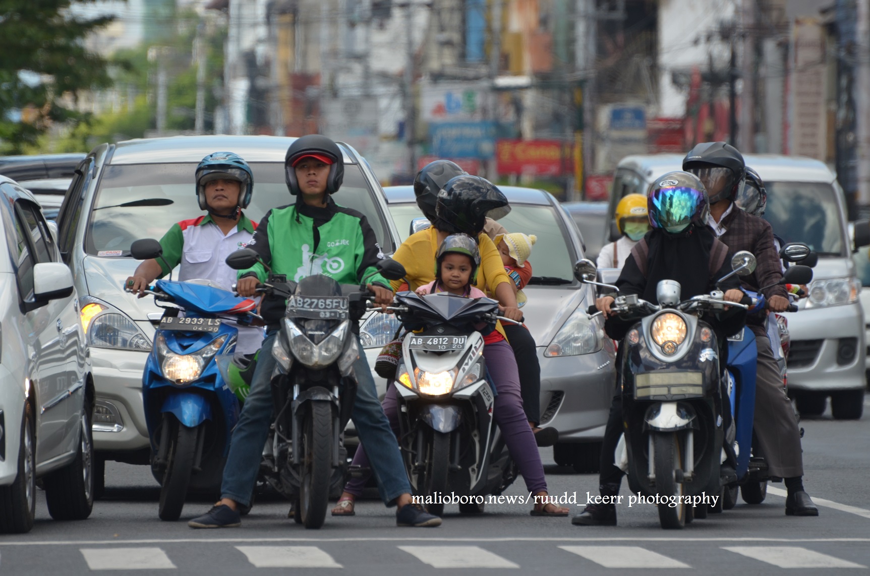 foto kendaraan bermotor oleh ruudd keerr photography
