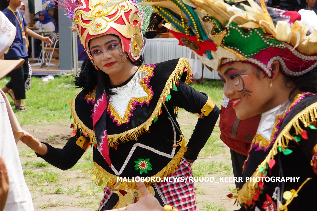 Foto Anak Muda Oleh Ruudd Keerr Photography