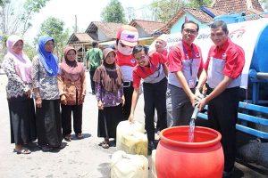 JNE Bantu Air Bersih di Sejumlah Wilayah Jateng dan DIY