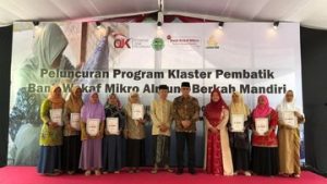 Peluncuran Program Klaster Pembatik Bank Wakaf Mikro Almuna Berkah Mandiri Oleh Wimboh Santoso Di PP Al Munawwir