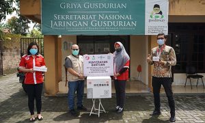 Yayasan Muslim Sinar Mas dan Paguyuban Sinar Mas Yogyakarta Kembali Donasikan Ribuan Suplemen Kesehatan