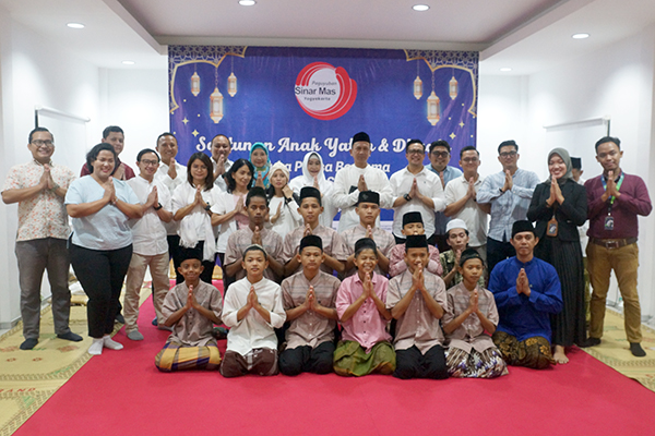 Karyawan Paguyuban Sinar Mas Yogyakarta Gelar Santunan Anak Yatim dan Duafa
serta Buka Bersama