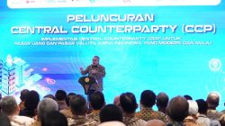Gubernur Bank Indonesia, Perry Warjiyo bersinergi dengan Otoritas Jasa Keuangan (OJK), Bursa Efek Indonesia (BEI), Kliring Penjaminan Efek Indonesia (KPEI), dan perbankan membentuk dan mengembangkan Central Counterparty (CCP)