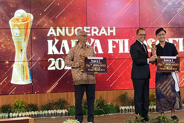 Anugerah Karya Filosofi DIY