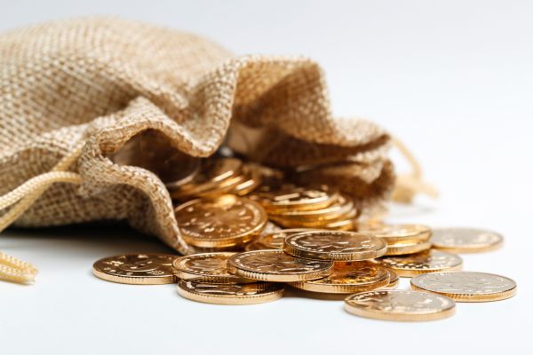Ajak Investasi, Enterprenuer Muda Sekaligus Pengacara Terkemuka DIY Sebut Ada Harta Karun Bersembunyi di Bursa Efek Indonesia