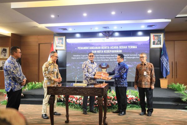 Pengawasan Aset Kripto Resmi Dialihkan, Bappebti Serahkan Tugas ke OJK dan BI