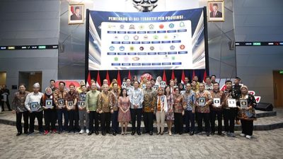 Bursa Efek Indonesia (BEI) menggelar Penghargaan Galeri Investasi (GI) BEI 2025 sebagai bentuk apresiasi terhadap peran GI BEI dalam meningkatkan literasi keuangan dan jumlah investor di Indonesia.