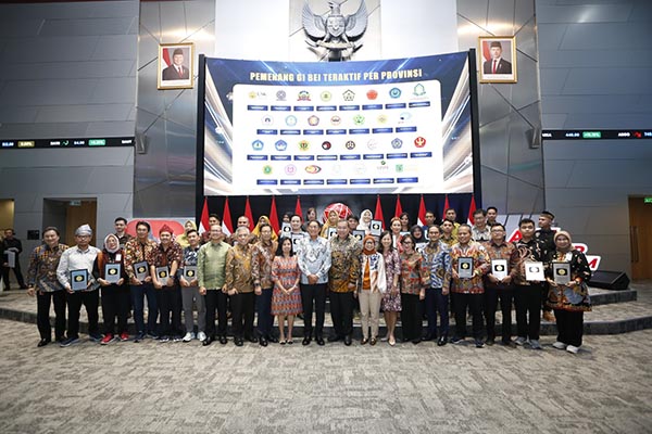 Bursa Efek Indonesia (BEI) menggelar Penghargaan Galeri Investasi (GI) BEI 2025 sebagai bentuk apresiasi terhadap peran GI BEI dalam meningkatkan literasi keuangan dan jumlah investor di Indonesia.