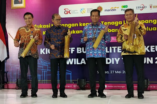 Keuangan OJK, BKKBN, dan Pemda DIY Kolaborasi Edukasi Finansial dari Desa
