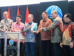 OJK Luncurkan Buku Panduan Perdagangan Karbon, Dukung Ekonomi Hijau Indonesia